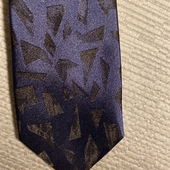 Narrow Hugo Boss - Picture 2 of 4